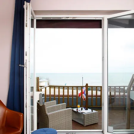 Saint Aubin Logis Hotel & Restaurant Exterior photo